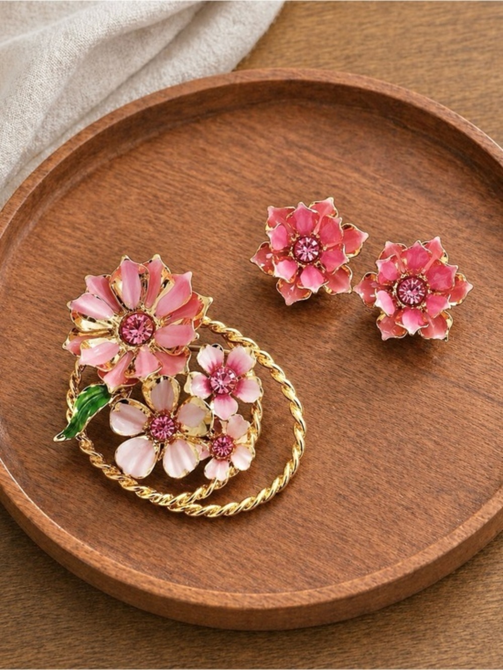 Vintage Brooch & Earring Set Pink Flowers, Rhinestones Gold Tone.